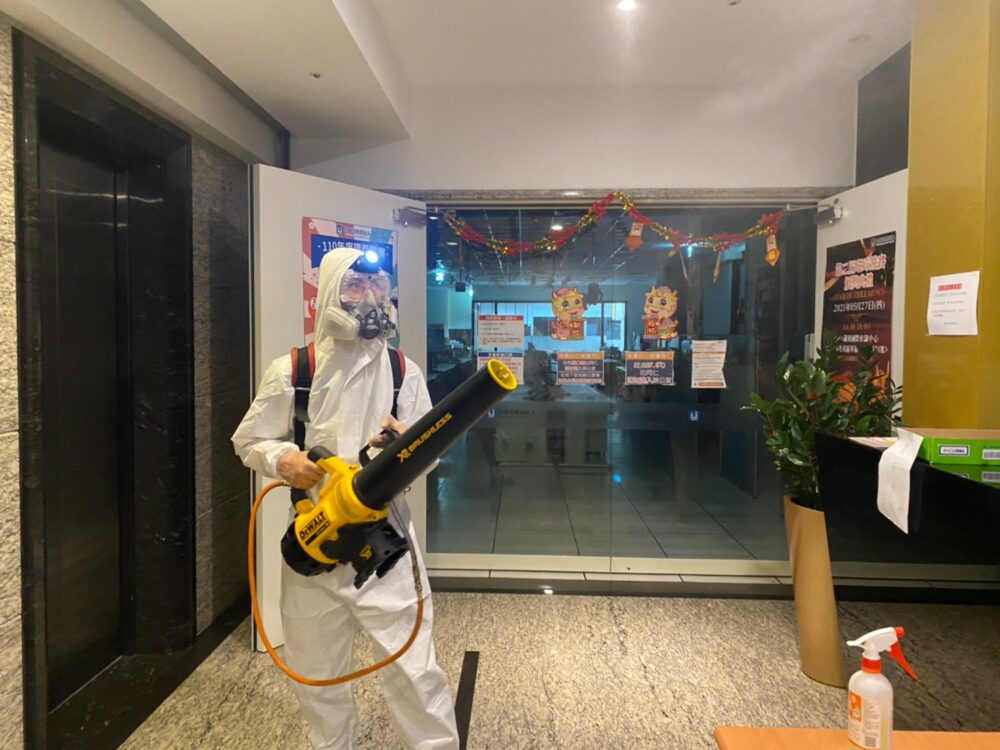 震陞消毒公司─台中知名商辦大樓、辦公室消毒實例，廠區除蟲鼠防治消毒實例，佐藤製藥廠-定期除蟲消毒-震陞消毒除蟲公司推薦專家，辦公室天花板有老鼠怎麼辦、除蟲、除蟲專家、消毒、消毒公司、除蟲公司